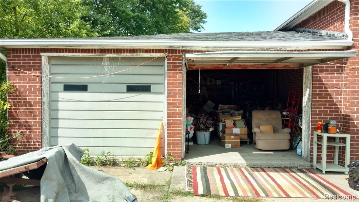817 Capac Road Allenton, MI 48002 - Photo 13 of 15 IMG_20170822_153402981_HDR.jpg