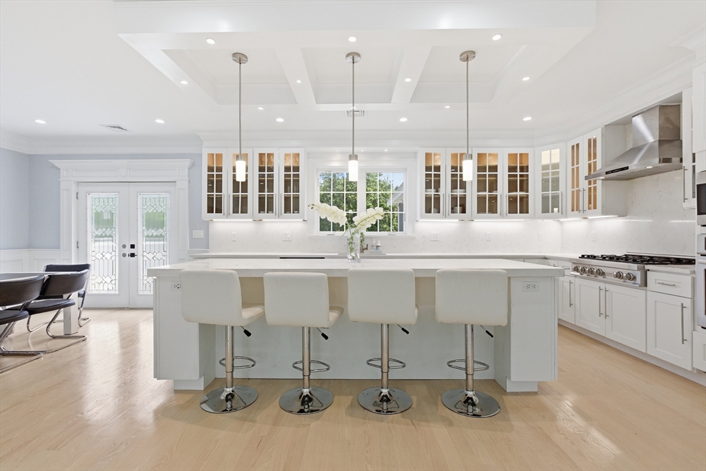 52 Ridgewood Road Milton, MA 02186 - Photo 8 of 39