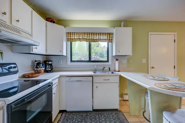 $370,000 | 19 Hill North Vale Lane, Unit 19, Bartlett, NH 03845