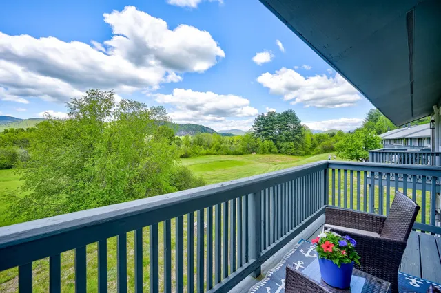 $370,000 | 19 Hill North Vale Lane, Unit 19, Bartlett, NH 03845