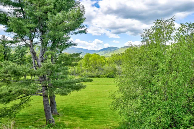$370,000 | 19 Hill North Vale Lane, Unit 19, Bartlett, NH 03845