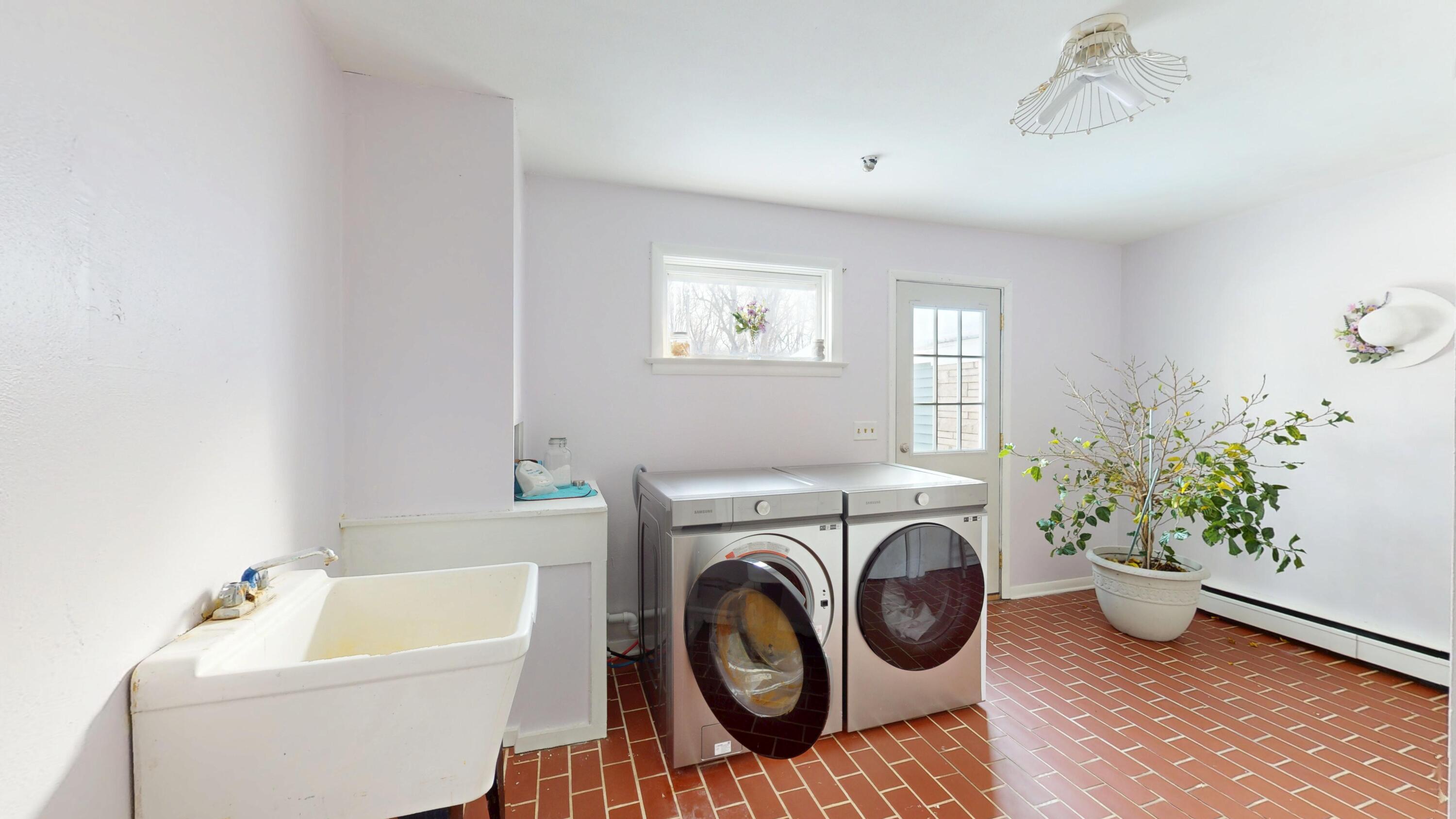 2240 South 350 East Knox, IN 46534 - Photo 19 of 103 3000x1687