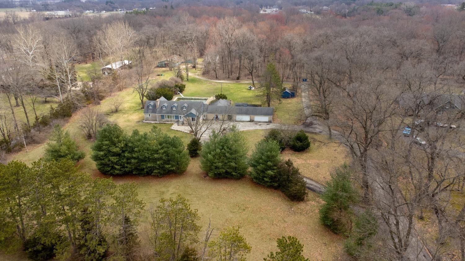 2240 South 350 East Knox, IN 46534 - Photo 3 of 103 1500x843