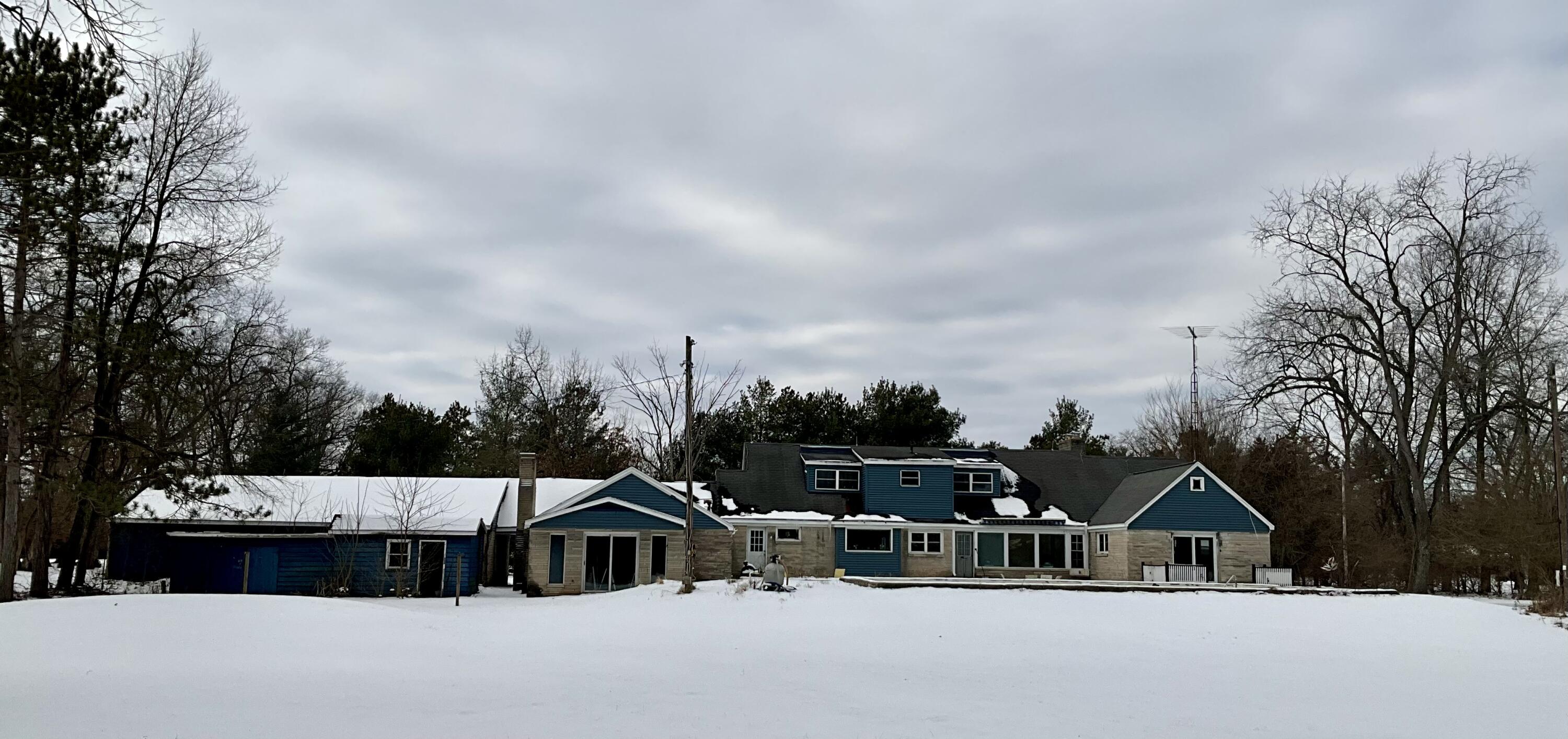 2240 South 350 East Knox, IN 46534 - Photo 82 of 103 a view of house and a street