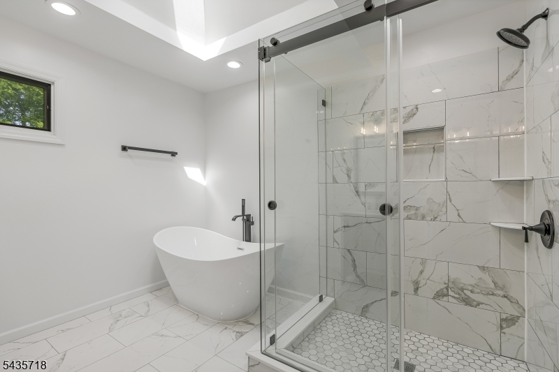 1 Fernwood Road Warren, NJ 07059 - Photo 23 of 41
