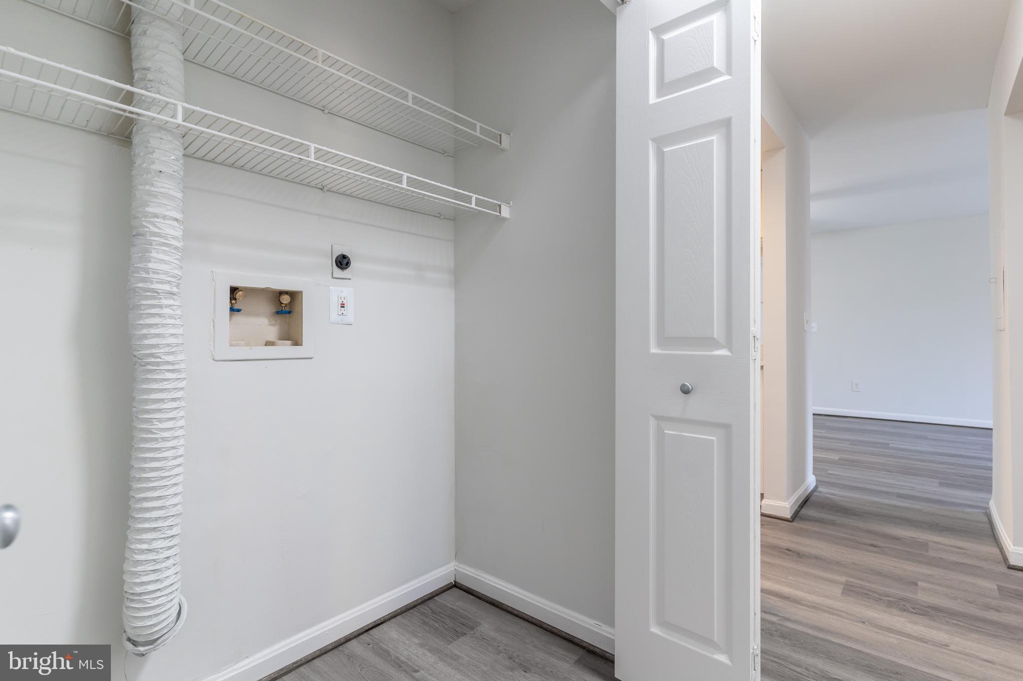 14901 Rydell Road, Unit B2 Centreville, VA 20121 - Photo 24 of 38