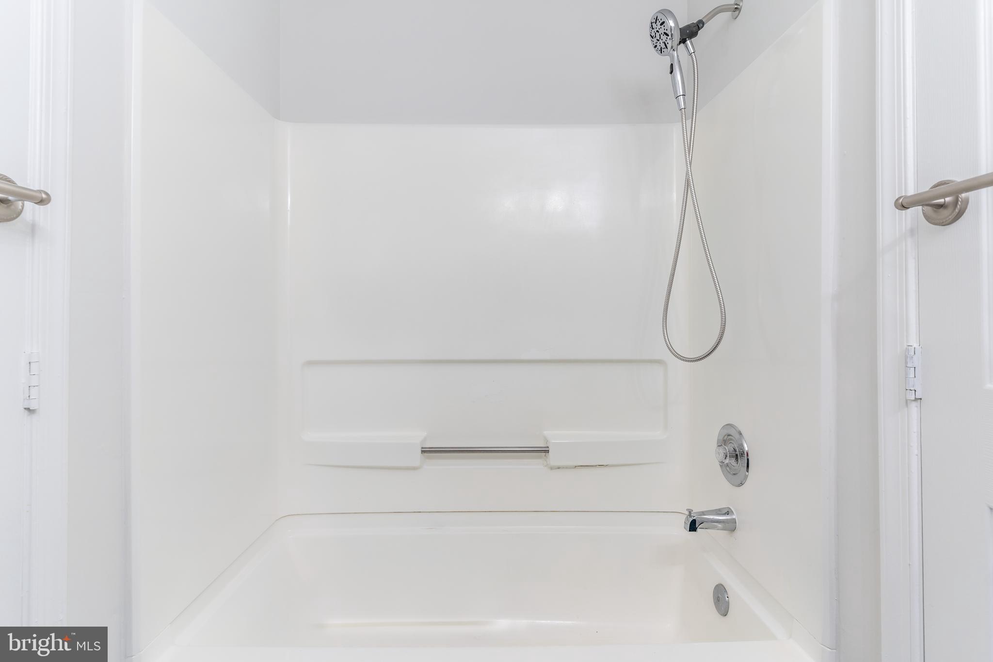 14901 Rydell Road, Unit B2 Centreville, VA 20121 - Photo 25 of 38