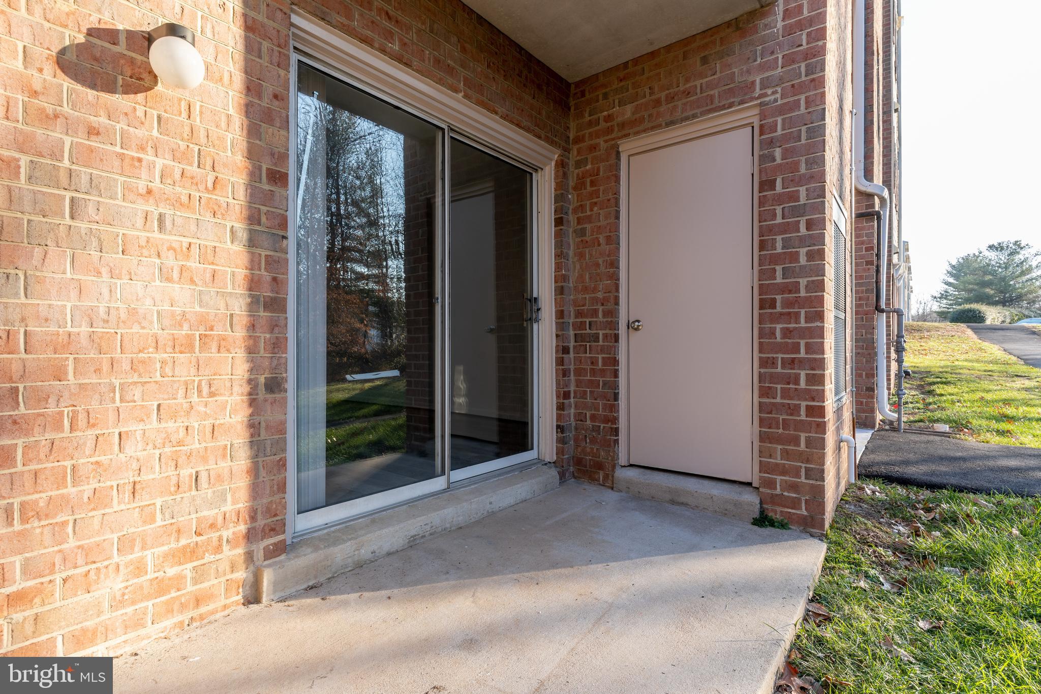 14901 Rydell Road, Unit B2 Centreville, VA 20121 - Photo 34 of 38