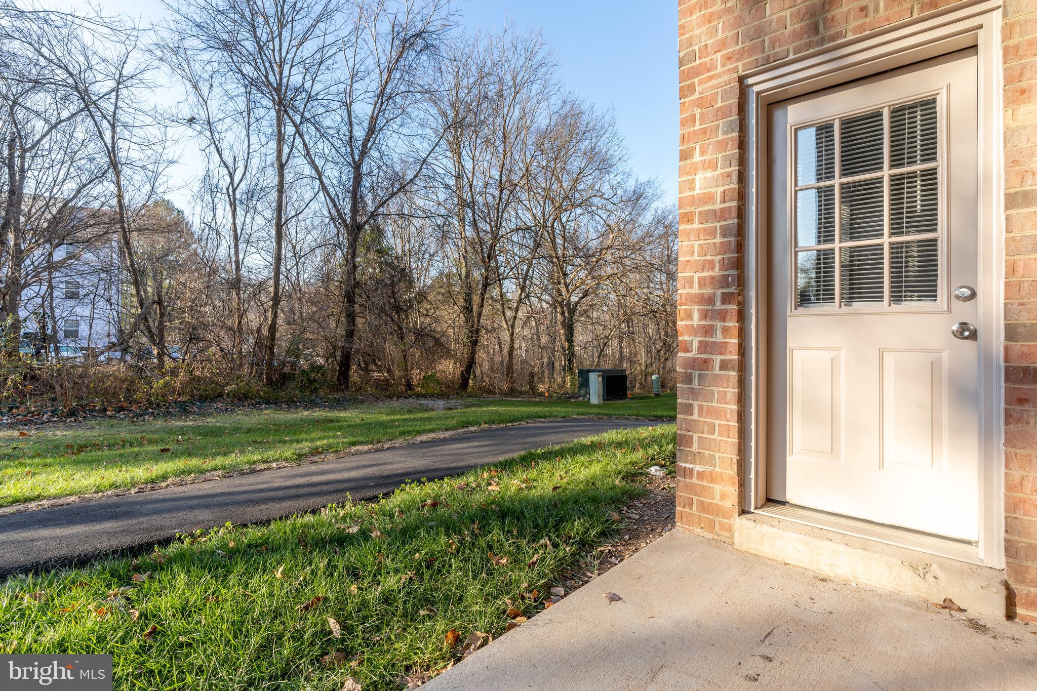 14901 Rydell Road, Unit B2 Centreville, VA 20121 - Photo 35 of 38