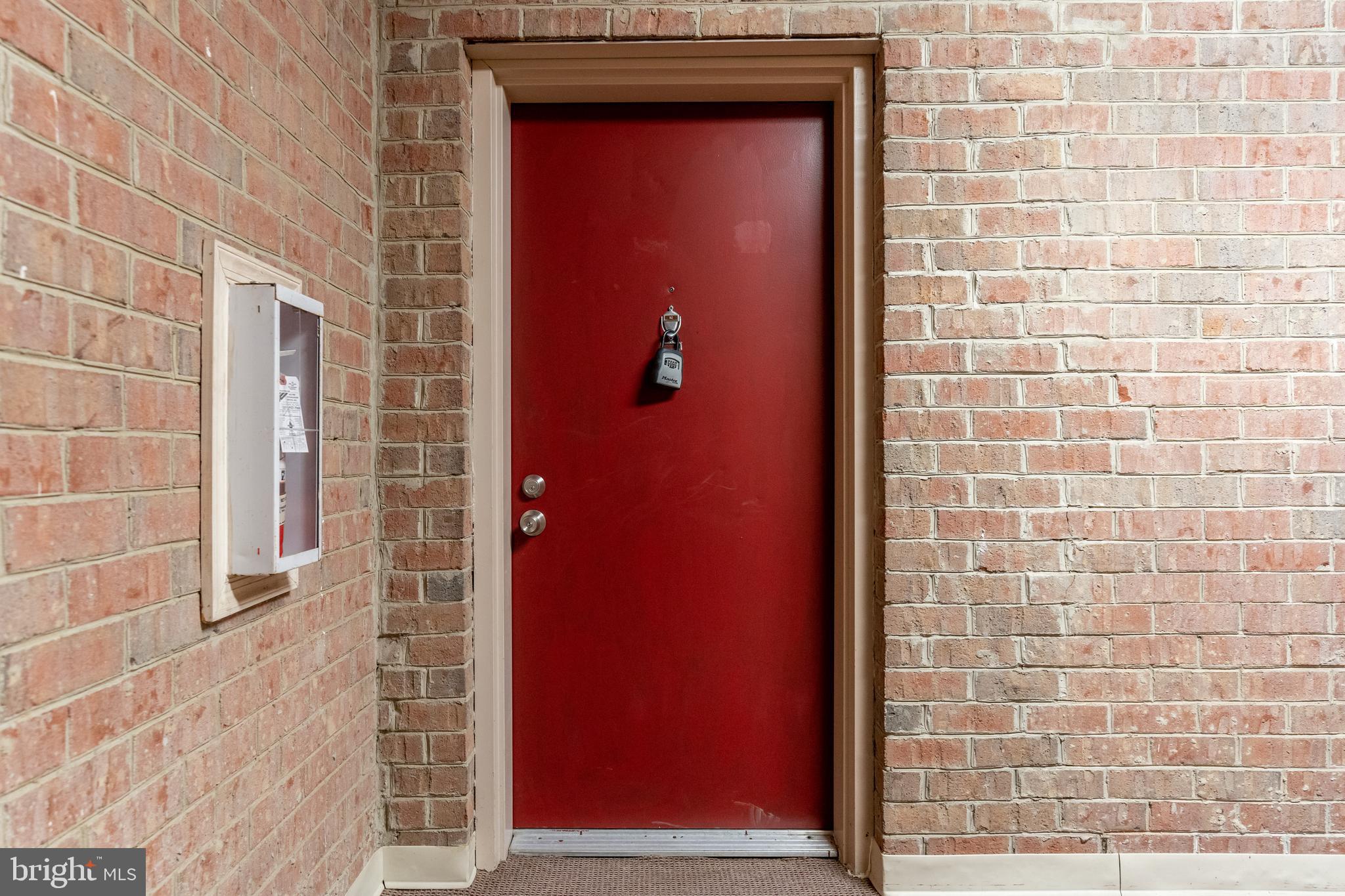 14901 Rydell Road, Unit B2 Centreville, VA 20121 - Photo 4 of 38