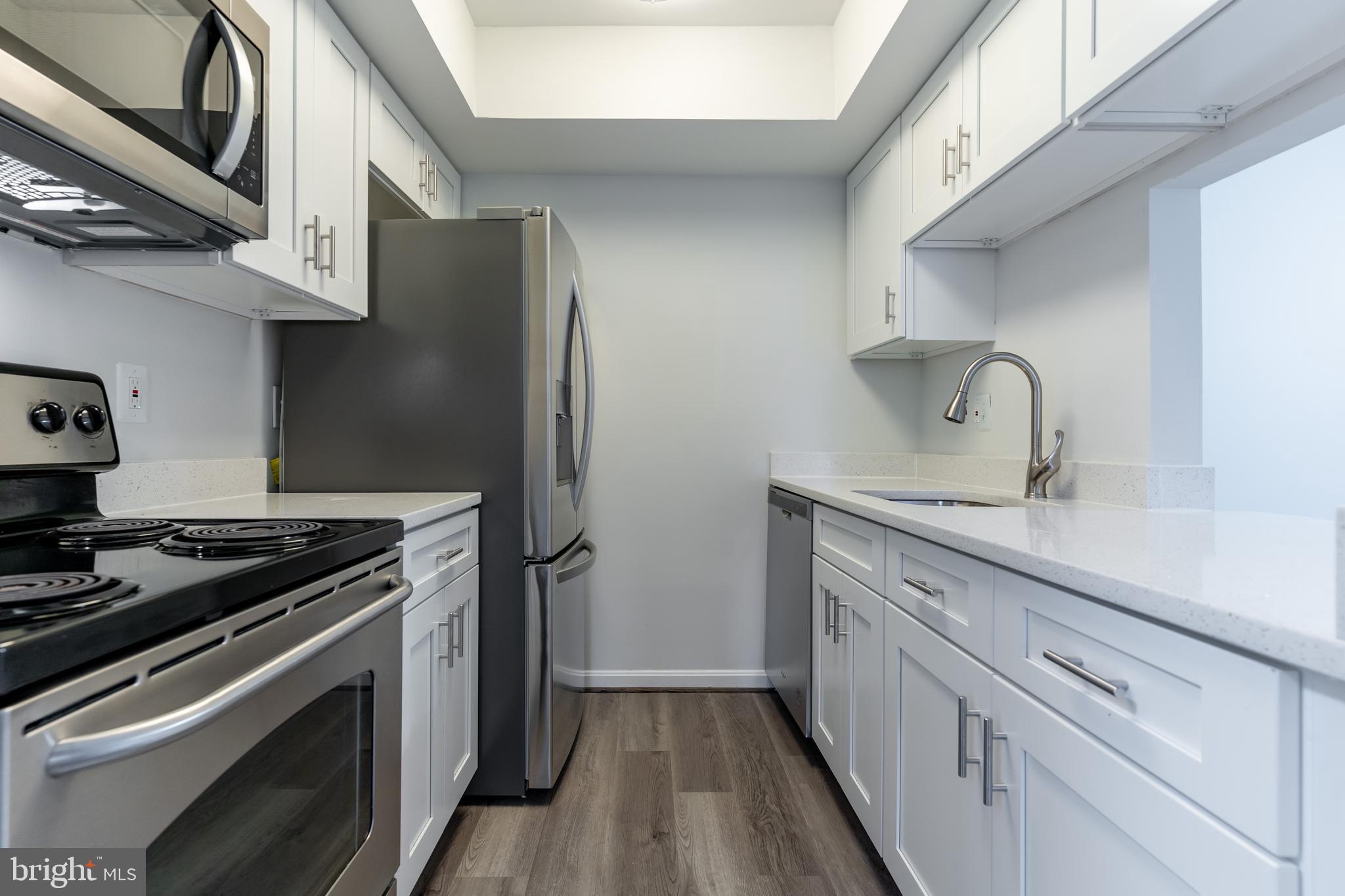 14901 Rydell Road, Unit B2 Centreville, VA 20121 - Photo 9 of 38