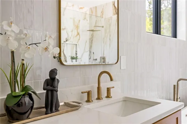 $889,955 | 109 Flora Avenue Northeast, Atlanta, GA 30307