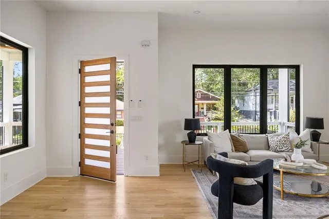 $889,955 | 109 Flora Avenue Northeast, Atlanta, GA 30307
