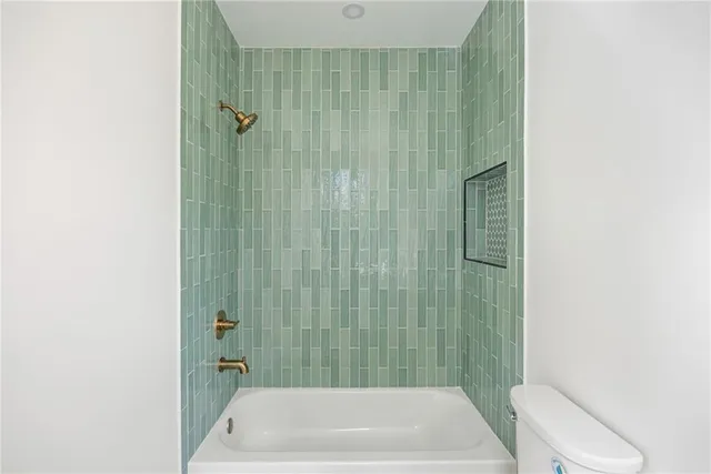 $889,955 | 109 Flora Avenue Northeast, Atlanta, GA 30307