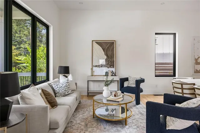 $889,955 | 109 Flora Avenue Northeast, Atlanta, GA 30307