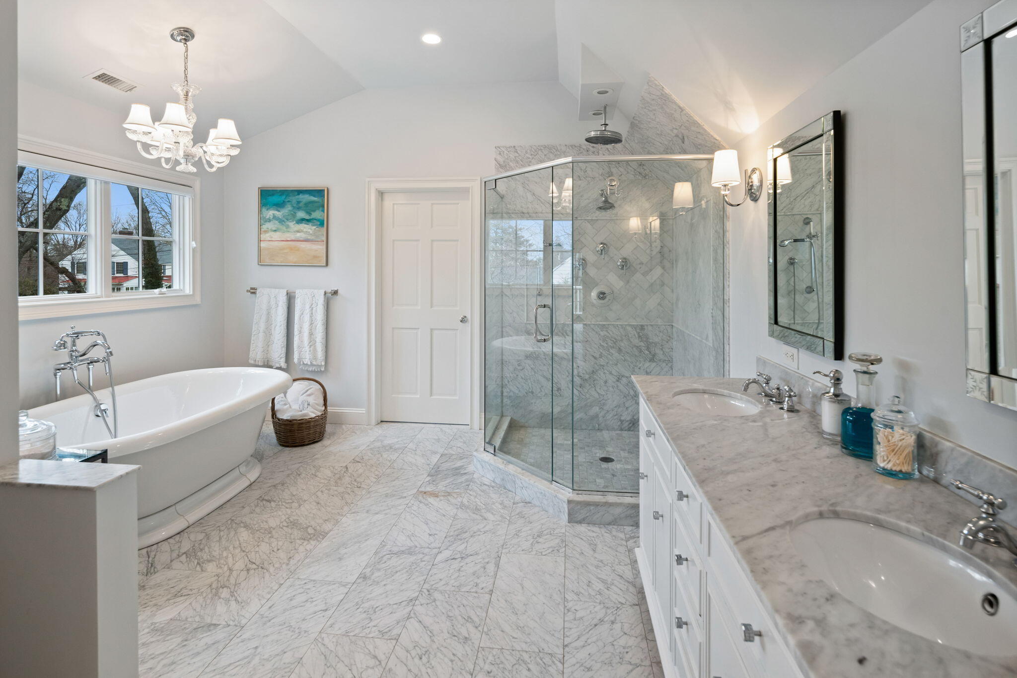19 Indian Spring Road Norwalk, CT 06853 - Photo 14 of 25 Primary En Suite with marble detail