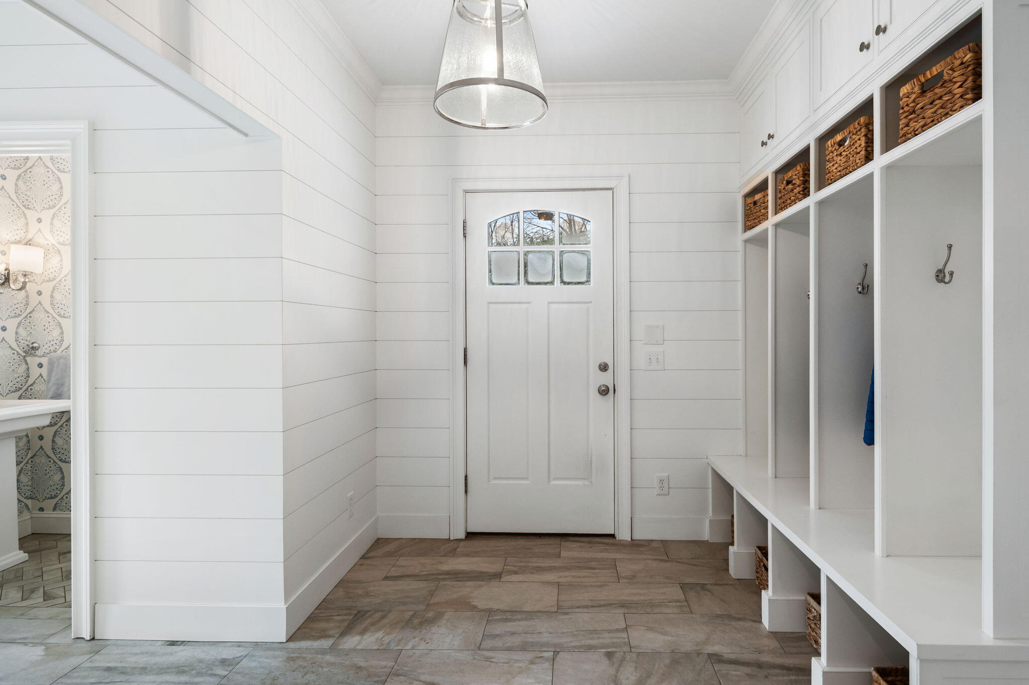 19 Indian Spring Road Norwalk, CT 06853 - Photo 20 of 25 Mudroom