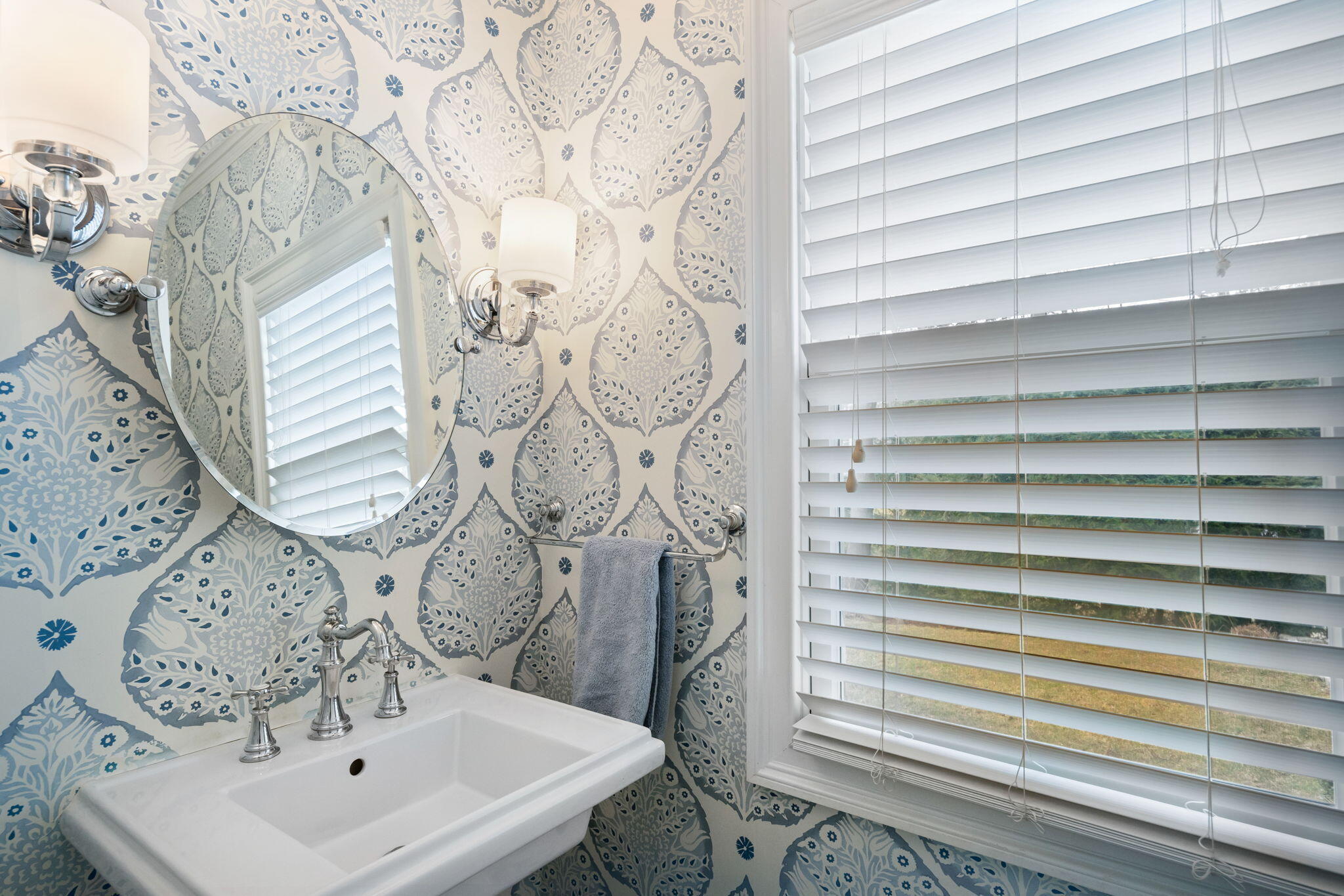 19 Indian Spring Road Norwalk, CT 06853 - Photo 21 of 25 Powder room