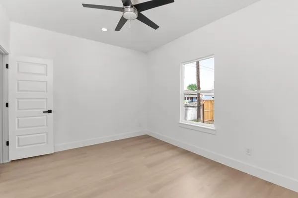 $1,975 | 2316 McKee Street, Unit A, Houston, TX 77009