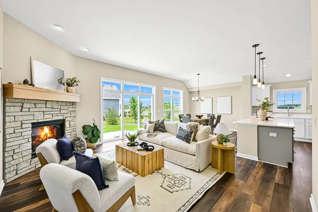 $599,000 | 1320 Prairie Creek Boulevard, Unit 2, Oconomowoc, WI 53066