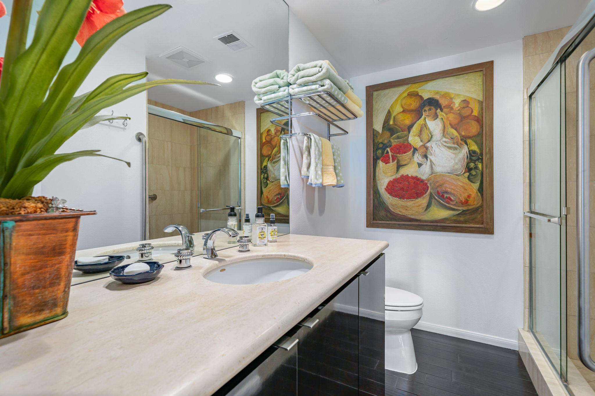 900 Island Drive, Unit 314 Rancho Mirage, CA 92270 - Photo 31 of 46 a bathroom with a sink a mirror and a view of bathroom