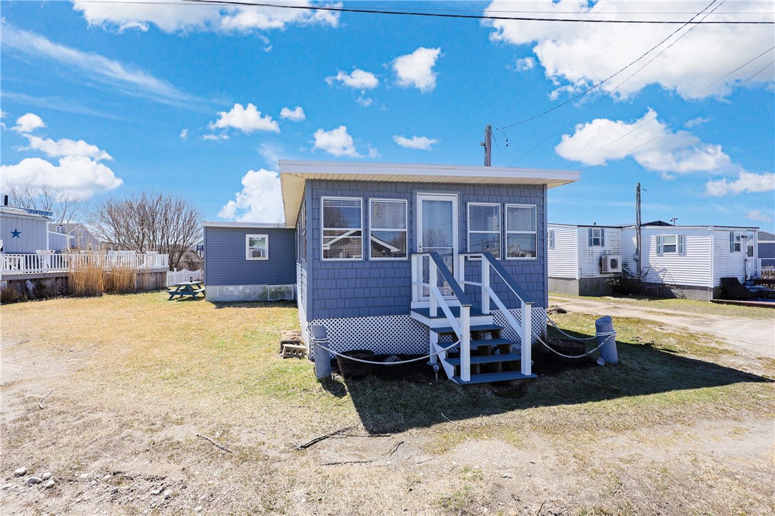 271 G Great Island Road Narragansett, RI 02882 - Photo 2 of 26