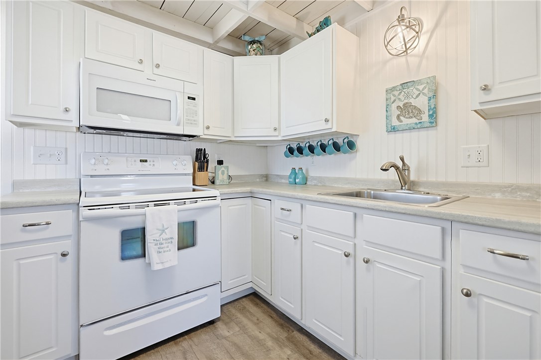 271 G Great Island Road Narragansett, RI 02882 - Photo 4 of 26