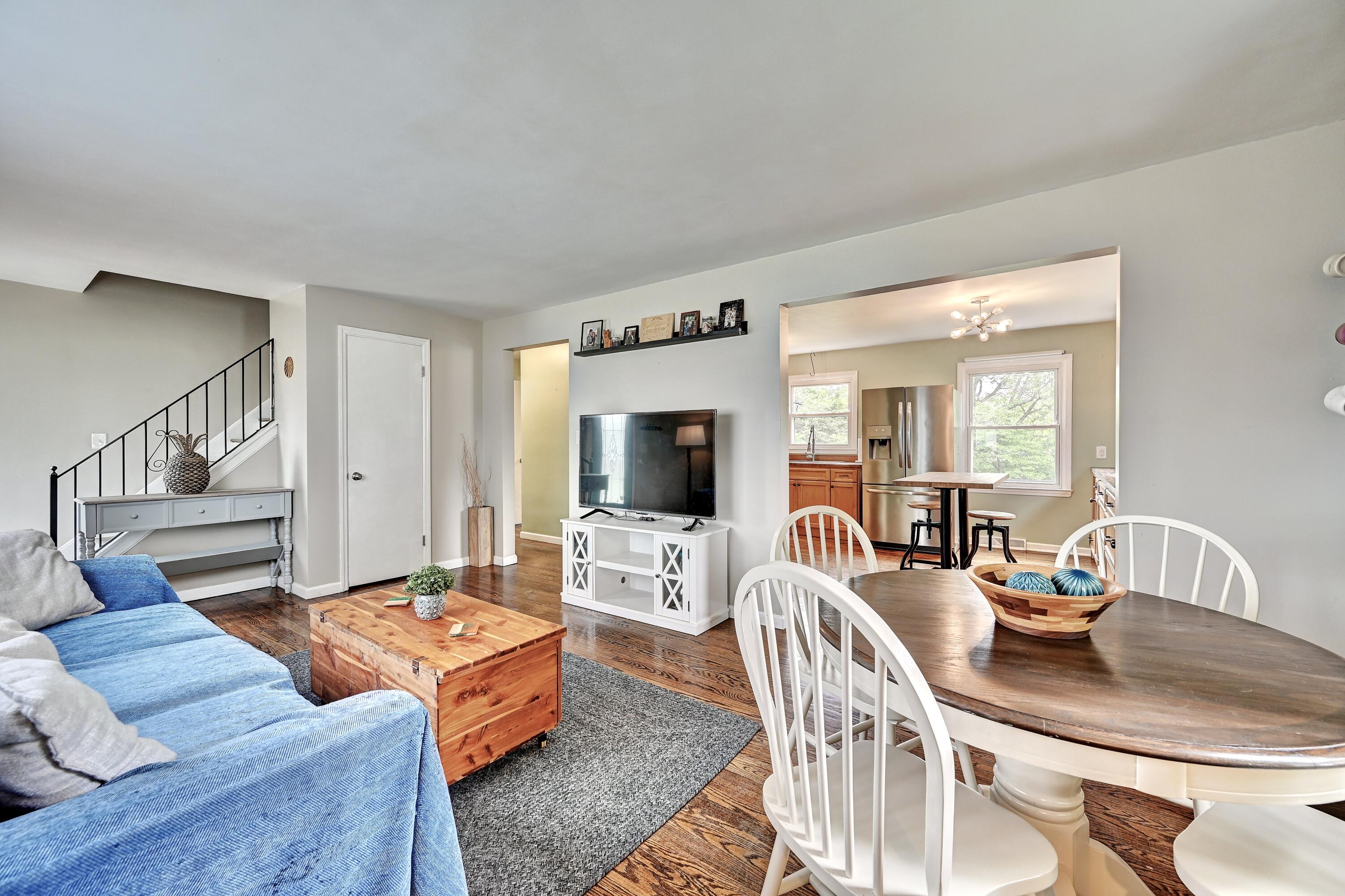 3131 Riggs Avenue Erlanger, KY 41018 - Photo 4 of 25 Living Room