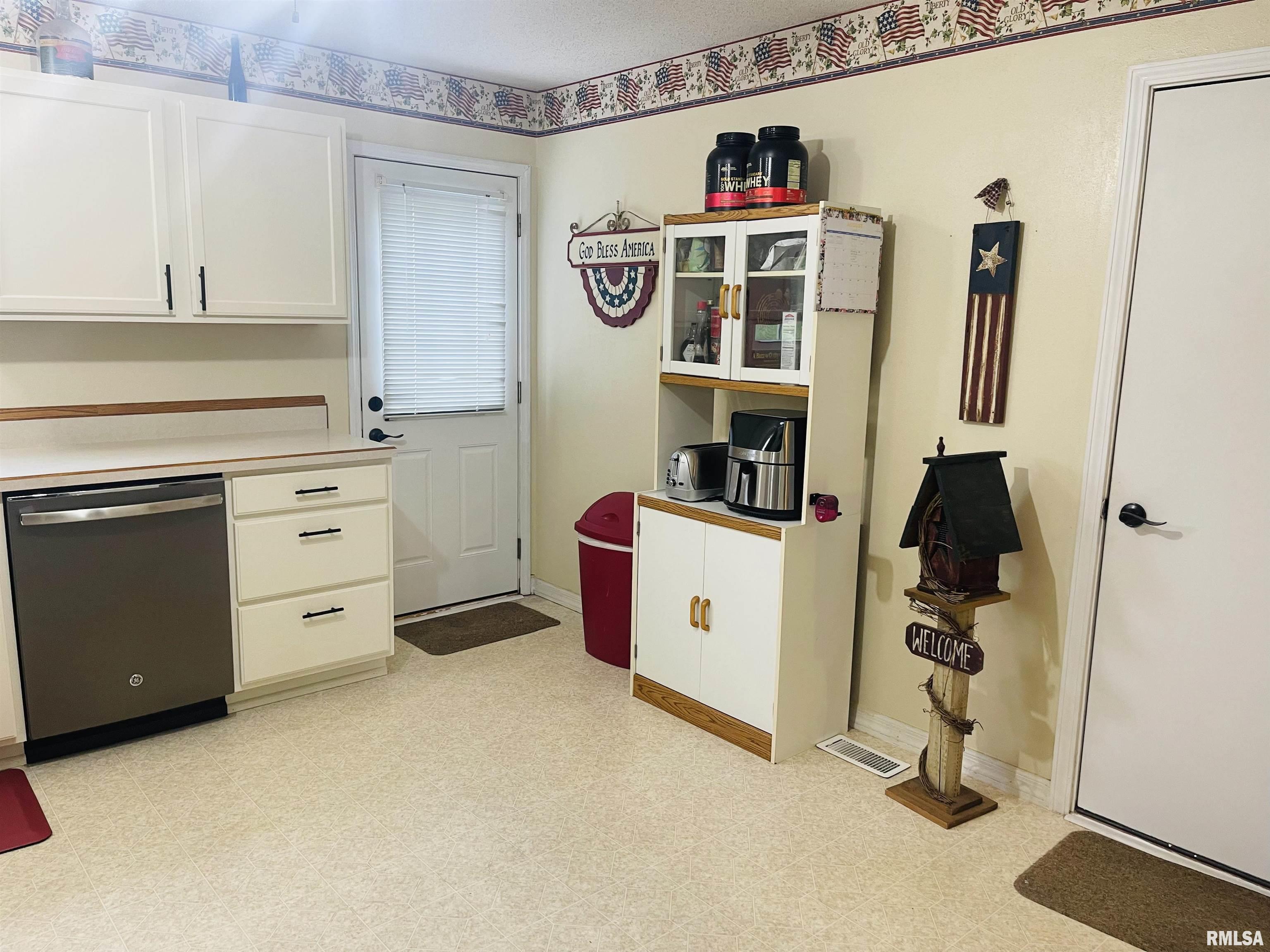4460 County Farm Road Salem, IL 62881 - Photo 28 of 38