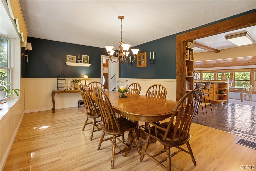 6007 Hamilton Road Syracuse, NY 13212 - Photo 13 of 49