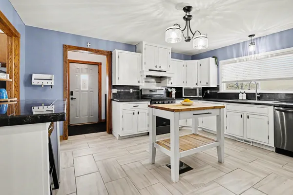 $420,000 | 7884 Red Arrow Highway, Watervliet, MI 49098