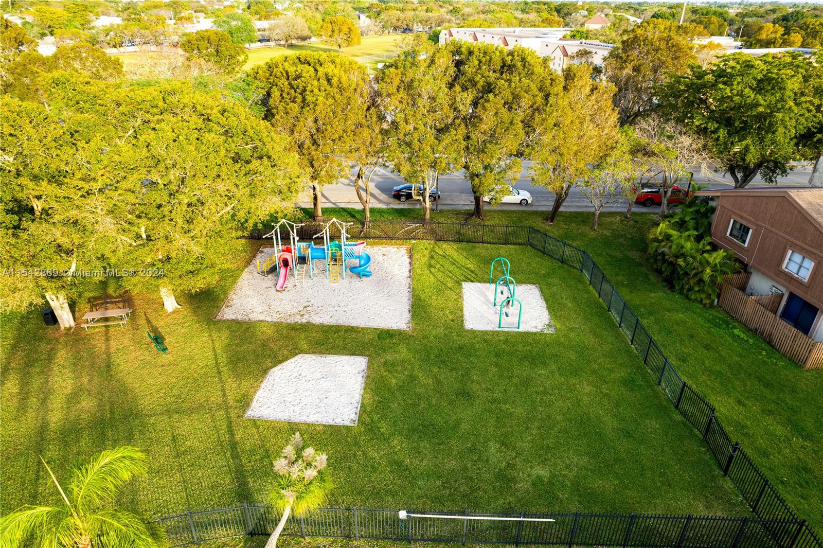 11549 Southwest 109th Road, Unit 27D Miami, FL 33176 - Photo 26 of 29 Gallery Image 26