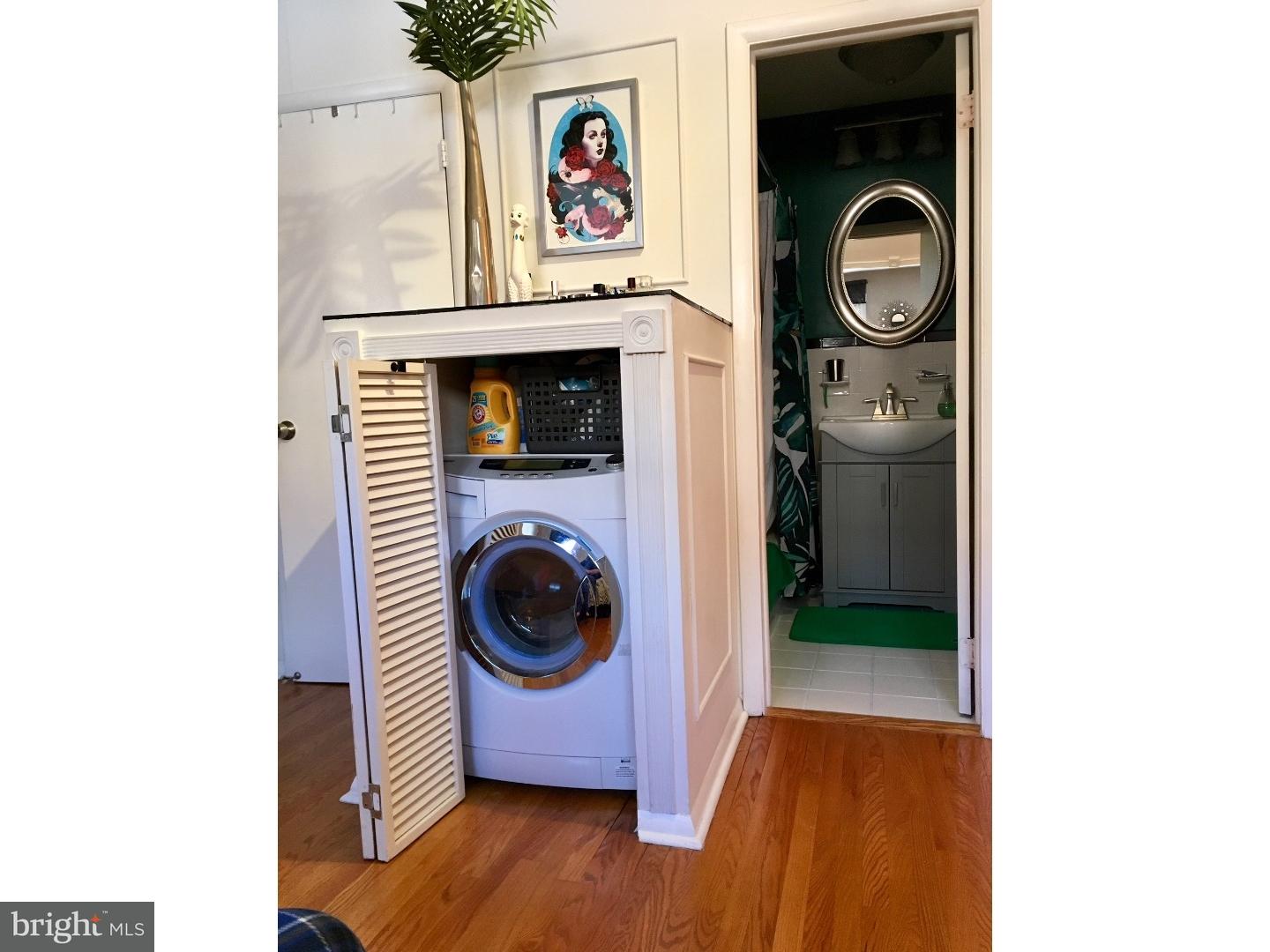 1029-33 Spruce Street, Unit 304 Philadelphia, PA 19107 - Photo 11 of 22 Laundry Room