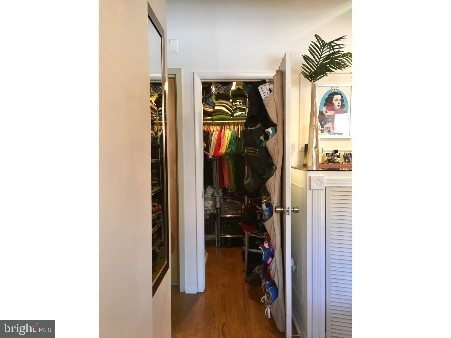 1029-33 Spruce Street, Unit 304 Philadelphia, PA 19107 - Photo 17 of 22