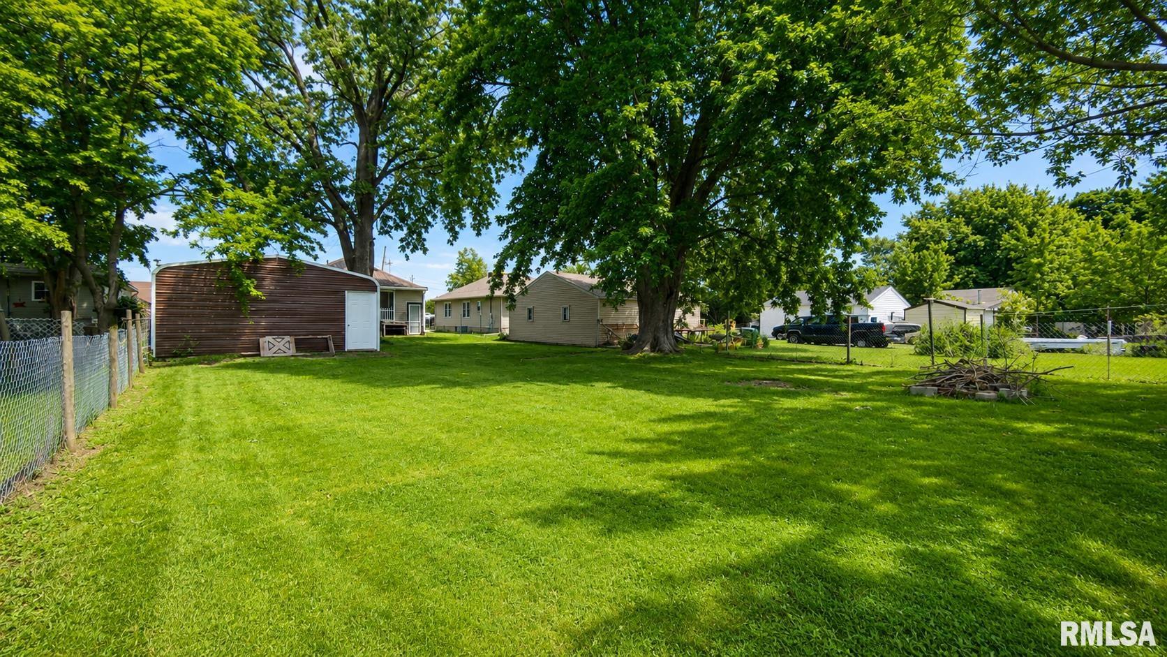 955 Carter Street Fairview, IL 61432 - Photo 18 of 19
