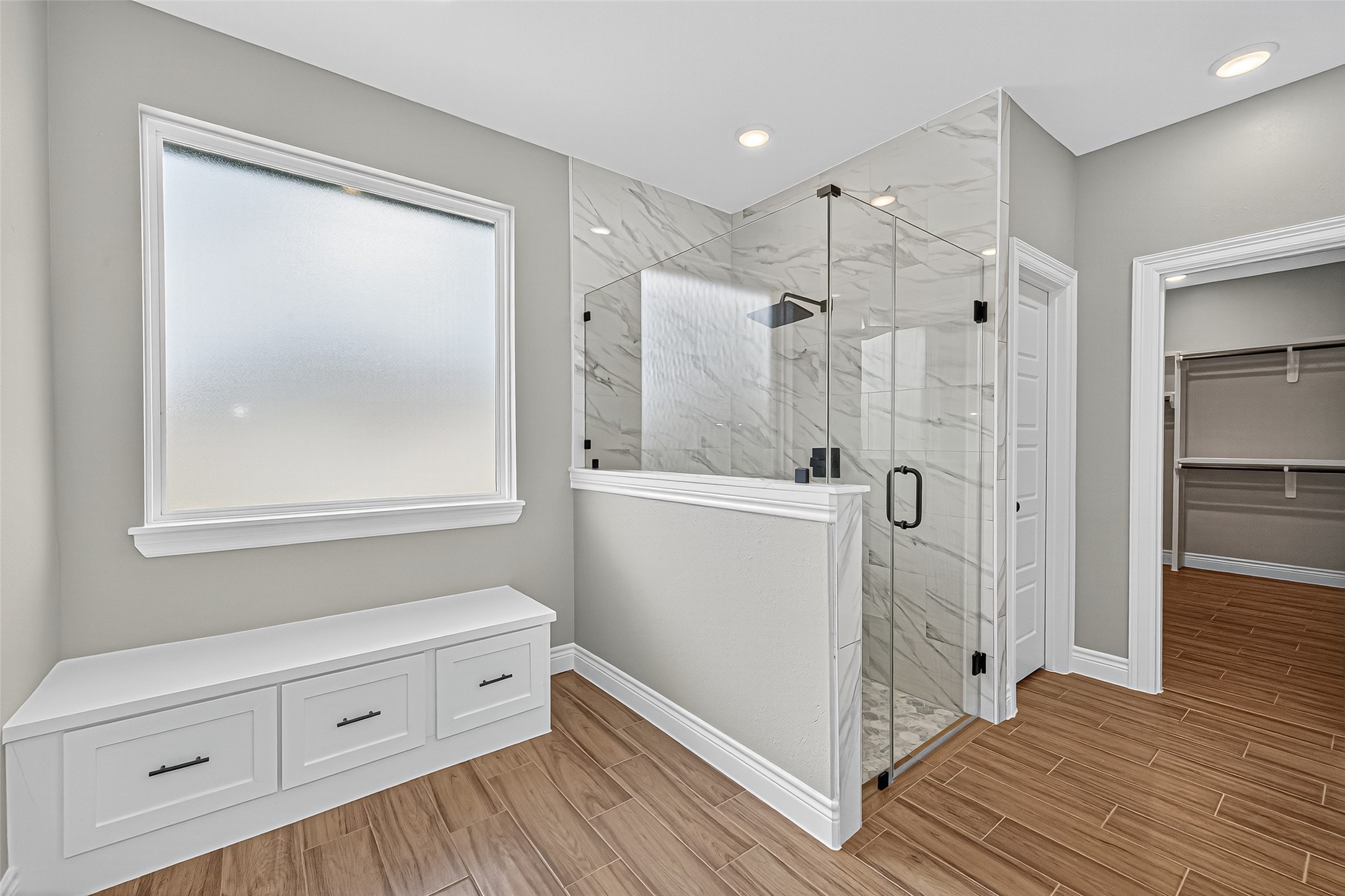 501 Oleander Street Prairie View, TX 77484 - Photo 33 of 48 a bathroom with a shower