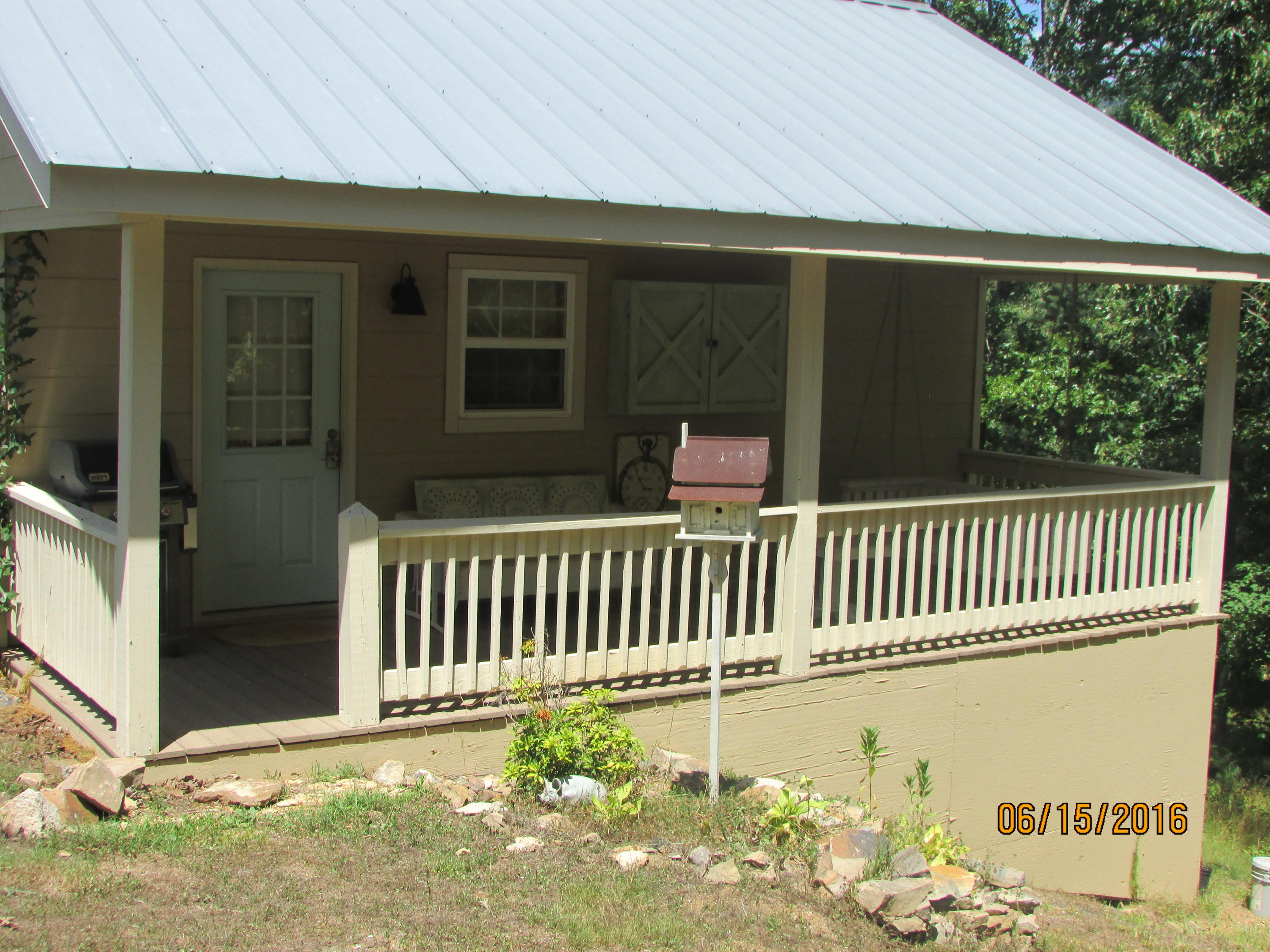 569 Lakeview Drive Rising Fawn, GA 30738 - Photo 3 of 25 IMG_0168