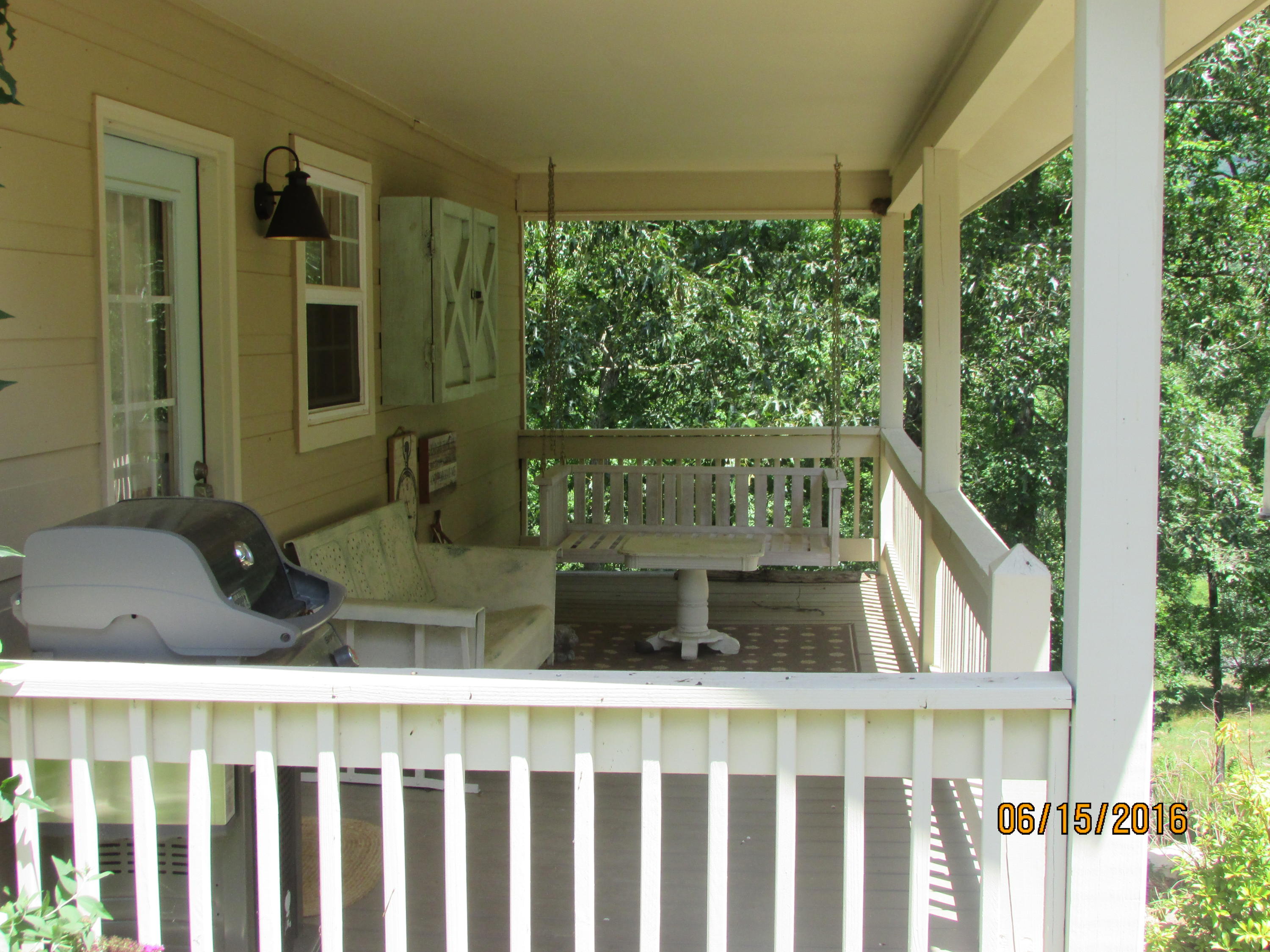 569 Lakeview Drive Rising Fawn, GA 30738 - Photo 5 of 25 IMG_0169