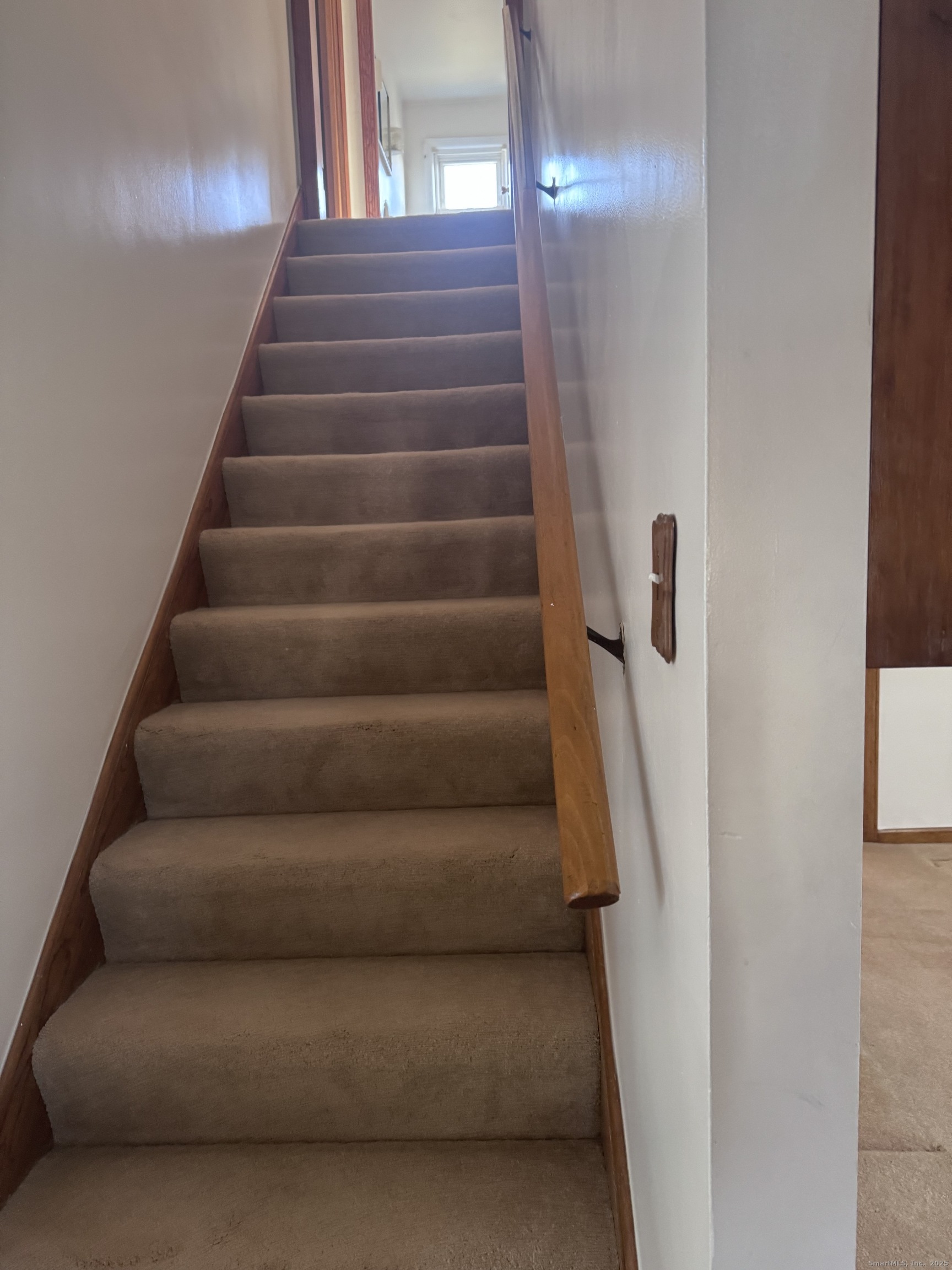 212 Dayton Road Bridgeport, CT 06606 - Photo 5 of 14 a view of entryway