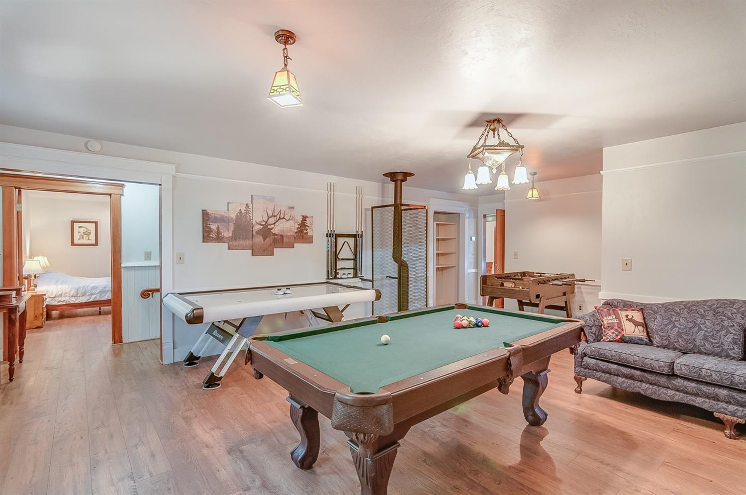 5276 Highway 4 Murphys, CA 95247 - Photo 22 of 39 Upstairs rec room