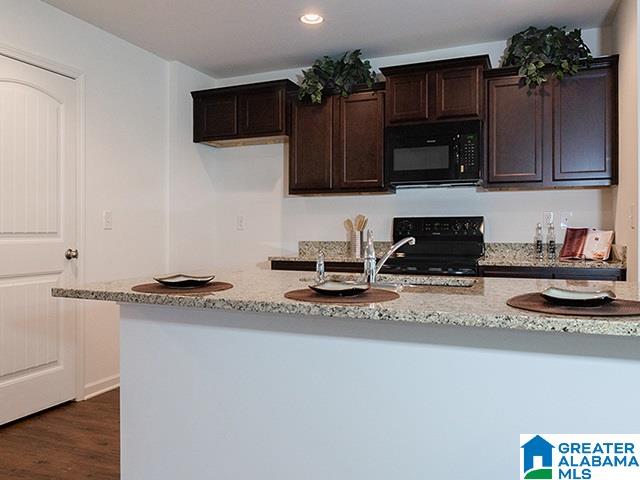 204 Leonards Court Calera, AL 35040 - Photo 5 of 16