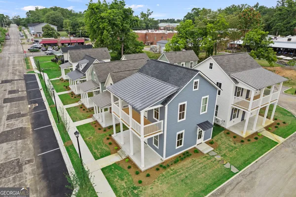 $995 | 713 B Jefferson Street, LaGrange, GA 30240