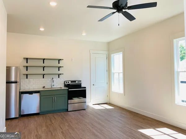 $995 | 713 B Jefferson Street, LaGrange, GA 30240