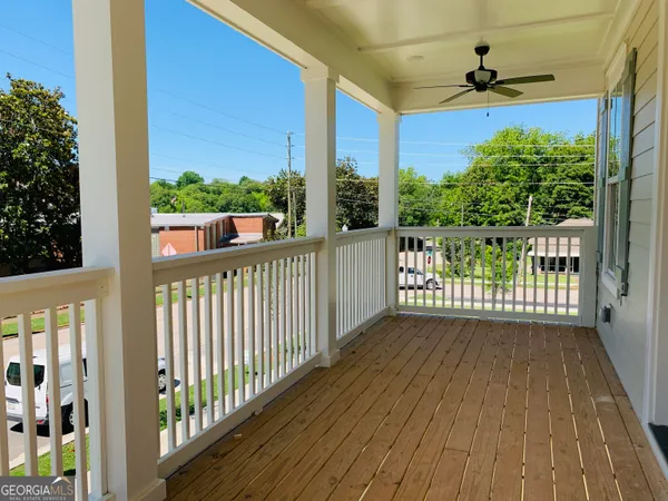 $995 | 713 B Jefferson Street, LaGrange, GA 30240