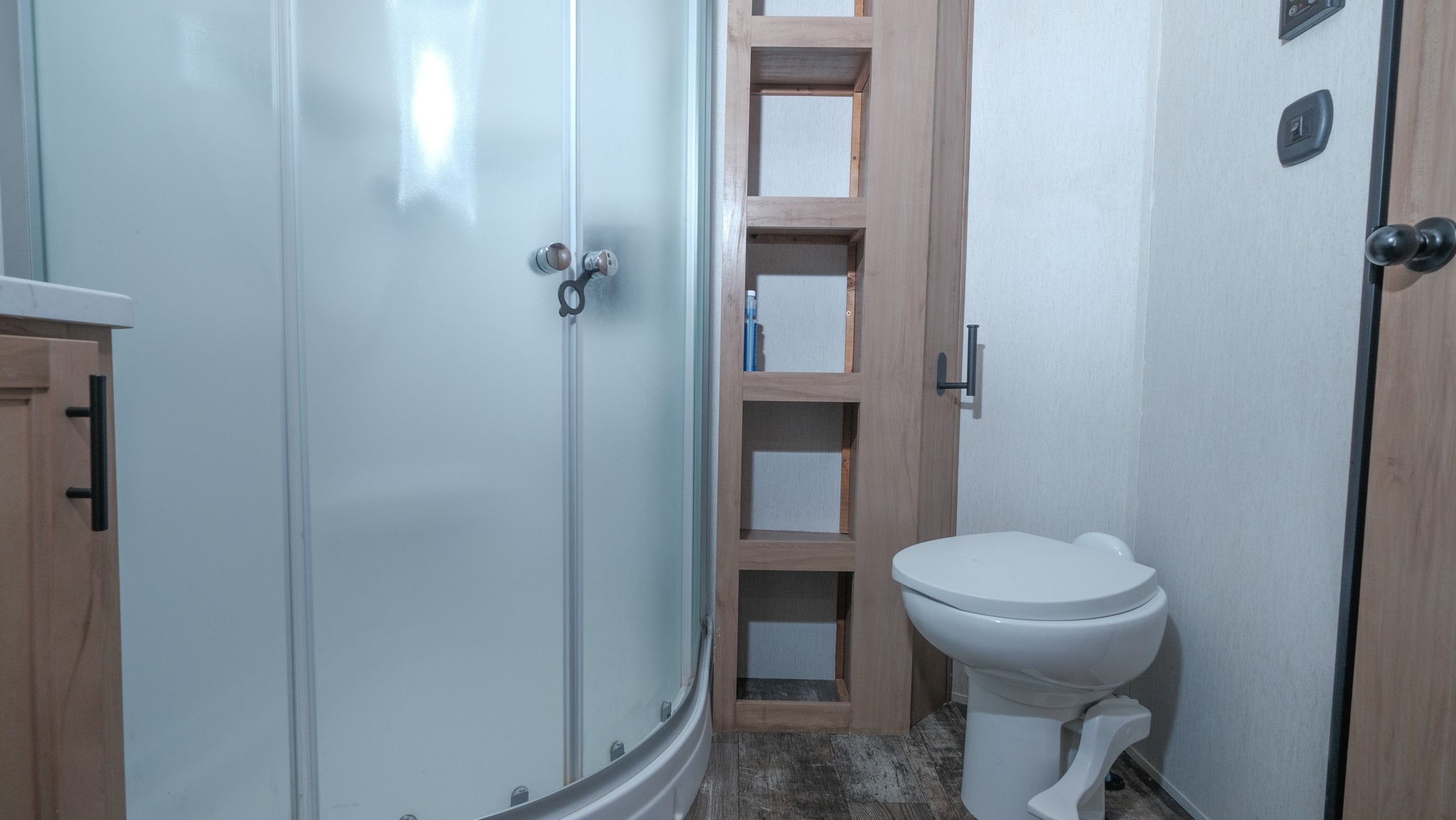 601 Pumpkin Ridge Road Dover, TN 37058 - Photo 40 of 50 a bathroom with a sink and toilet