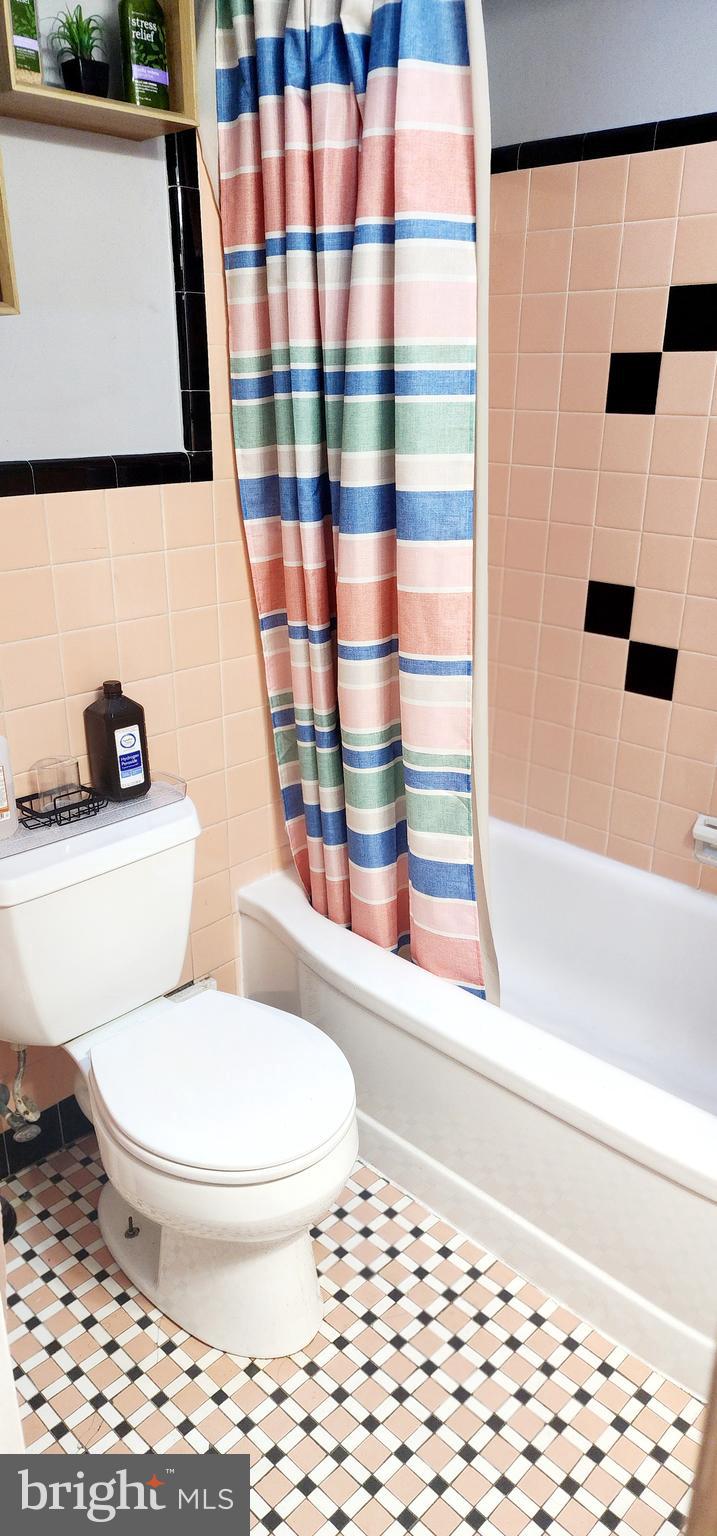 5819 Bustleton Avenue Philadelphia, PA 19149 - Photo 21 of 25
