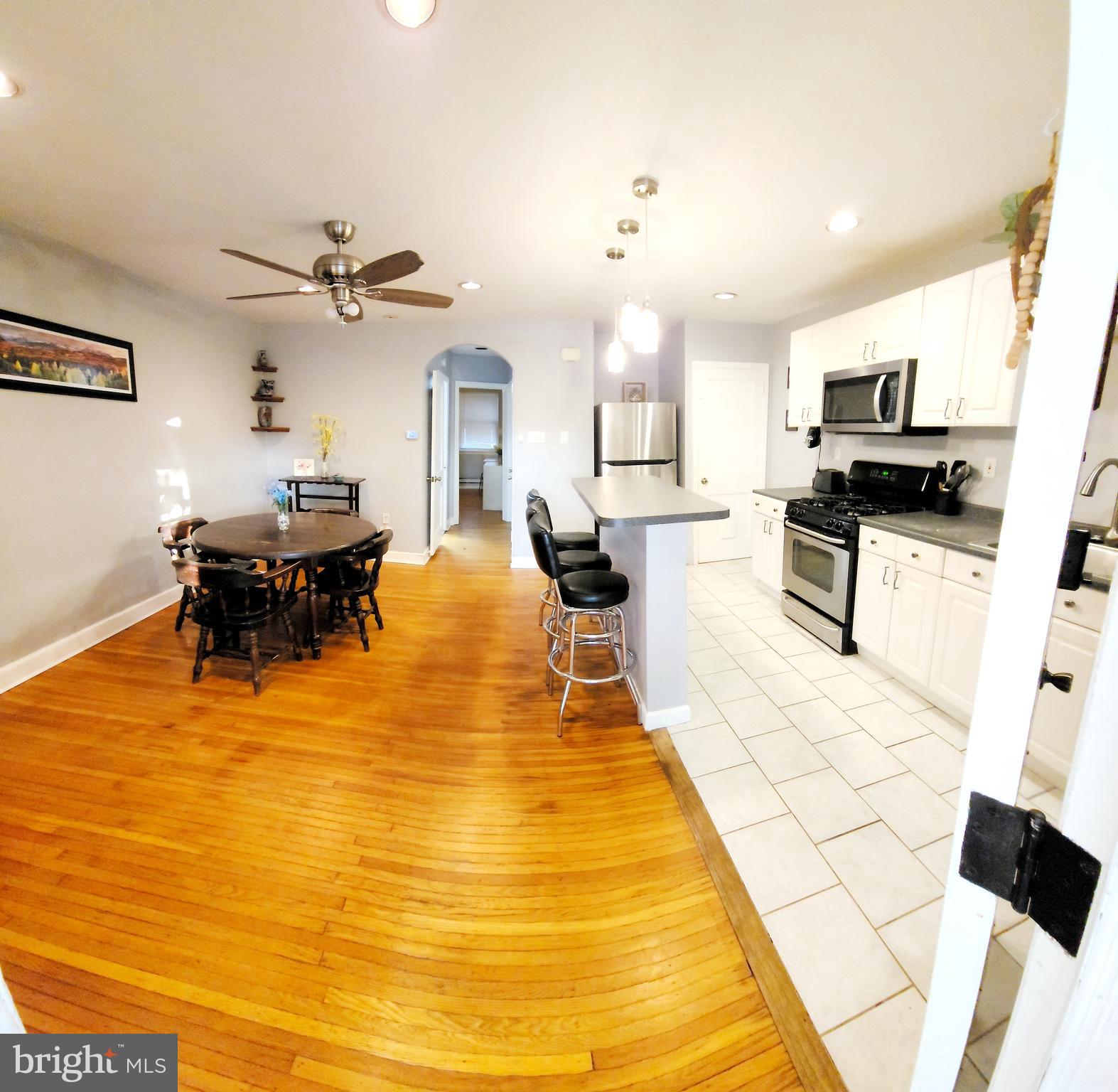 5819 Bustleton Avenue Philadelphia, PA 19149 - Photo 3 of 25
