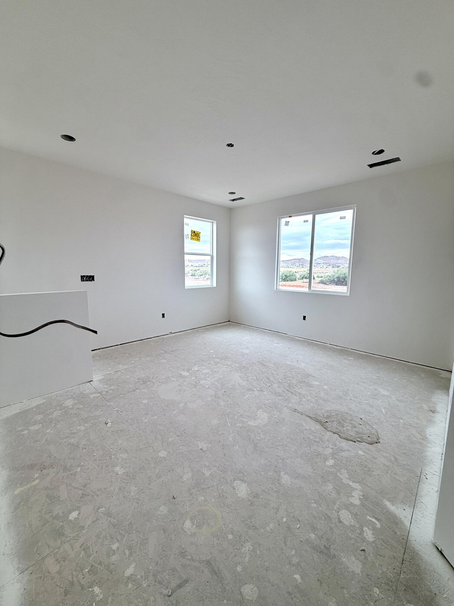 2678 East Suniva Way Street St. George, UT 84790 - Photo 8 of 14 Upstairs living room