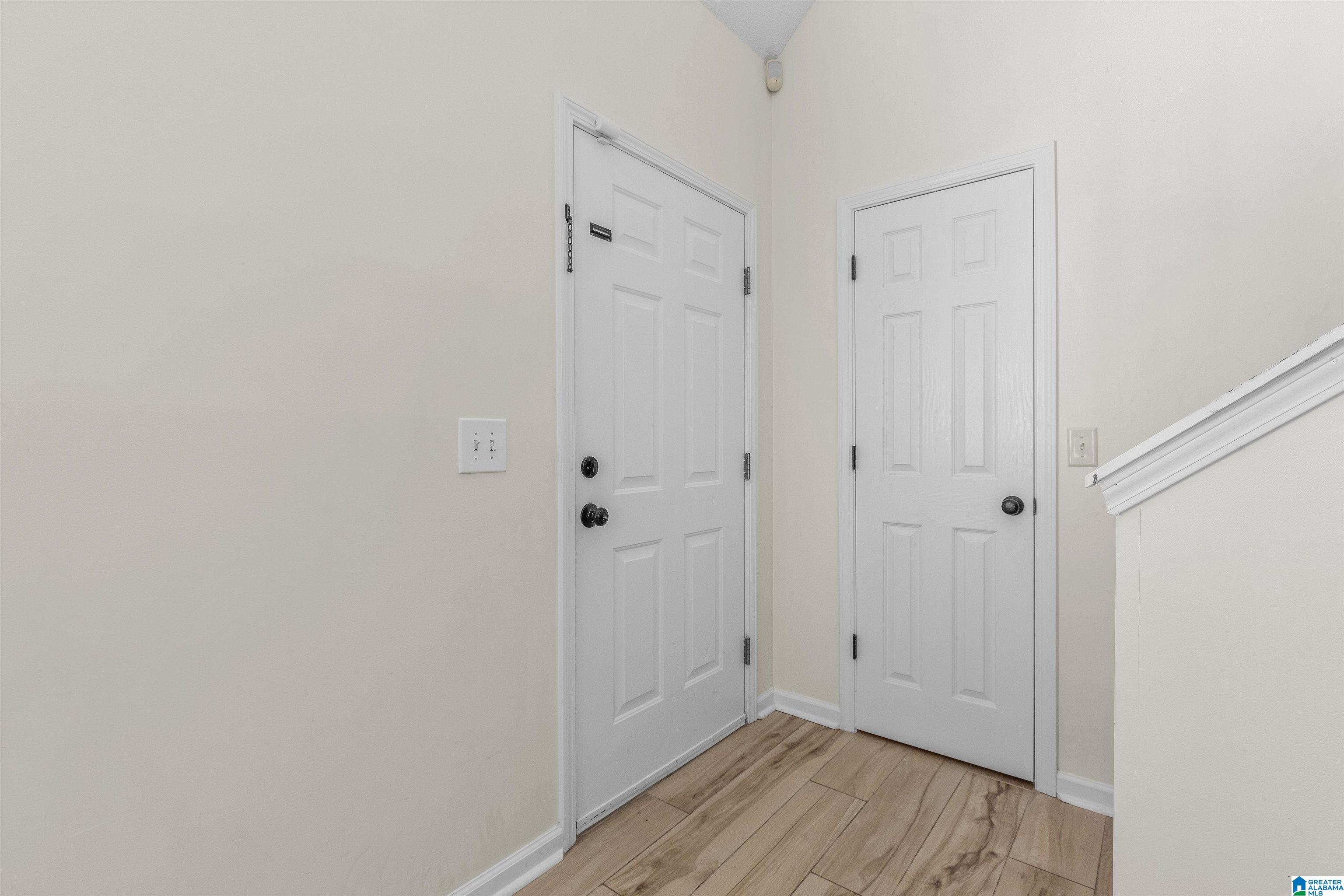 183 Stonecliff Circle Pelham, AL 35124 - Photo 4 of 36