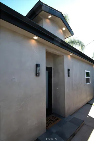 a close view of backyard